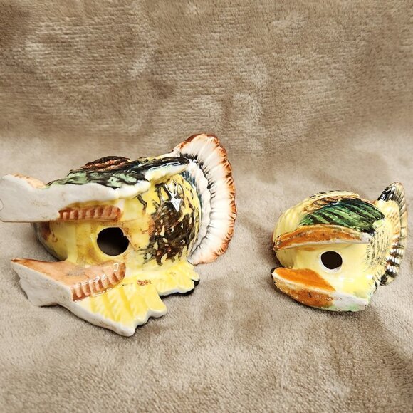 Ceramic Holiday Salt & Pepper Shakers - Picture 5 of 5